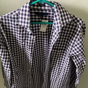 Nwt Tommy Hilfiger long sleeve dress shirt